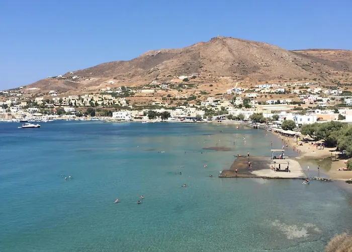 Kambani House Finikas (Syros)